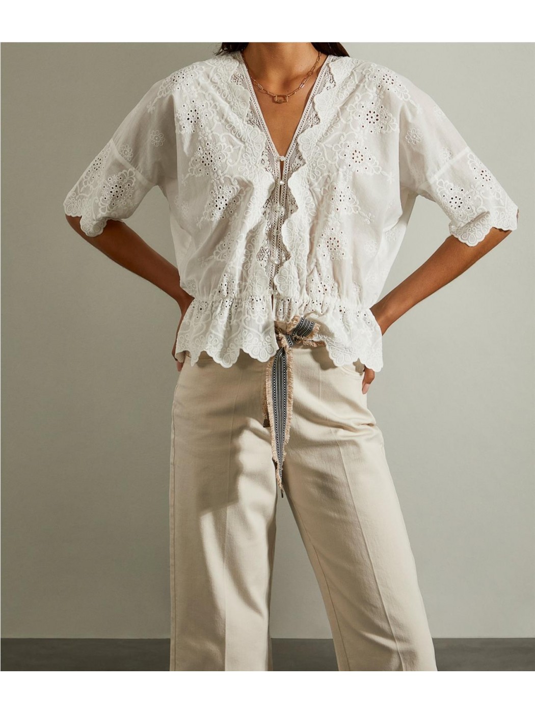BLUSA LION OF PORCHES MUJER...